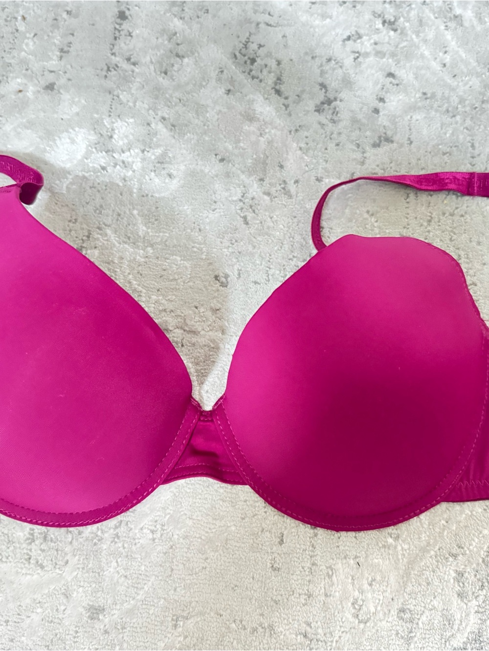 Juicy Couture🩷Fuchsia T-Shirt Bra - Women Intimates